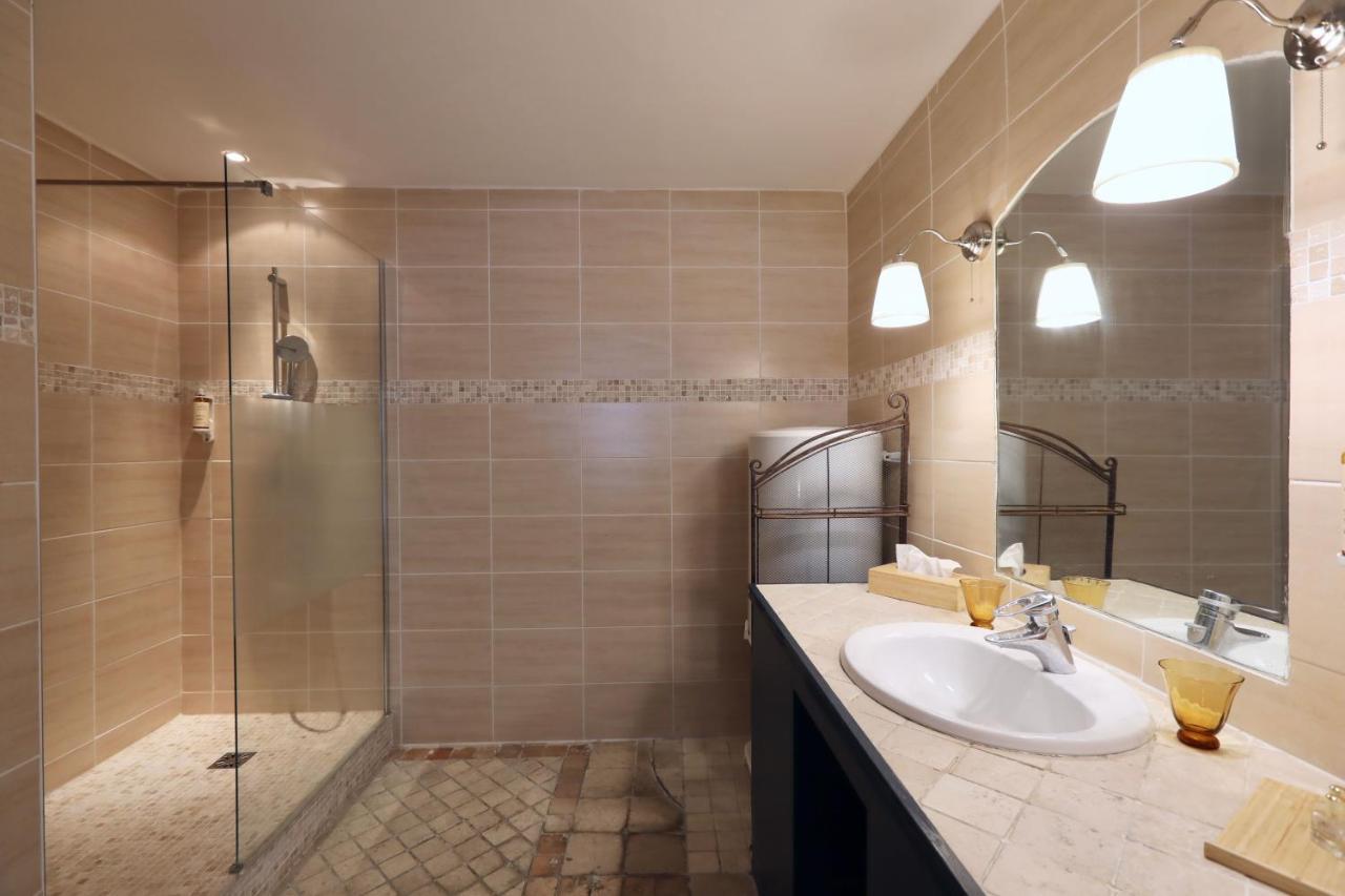 Les Canoubiers Luxe Et Serenite Au Coeur De Saint-Tropez Suites Spacieuses Avec Jardin Enchanteur المظهر الخارجي الصورة