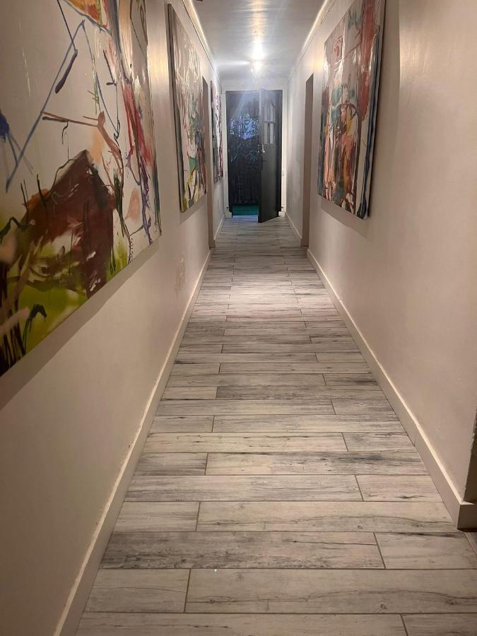 Les Canoubiers Luxe Et Serenite Au Coeur De Saint-Tropez Suites Spacieuses Avec Jardin Enchanteur المظهر الخارجي الصورة